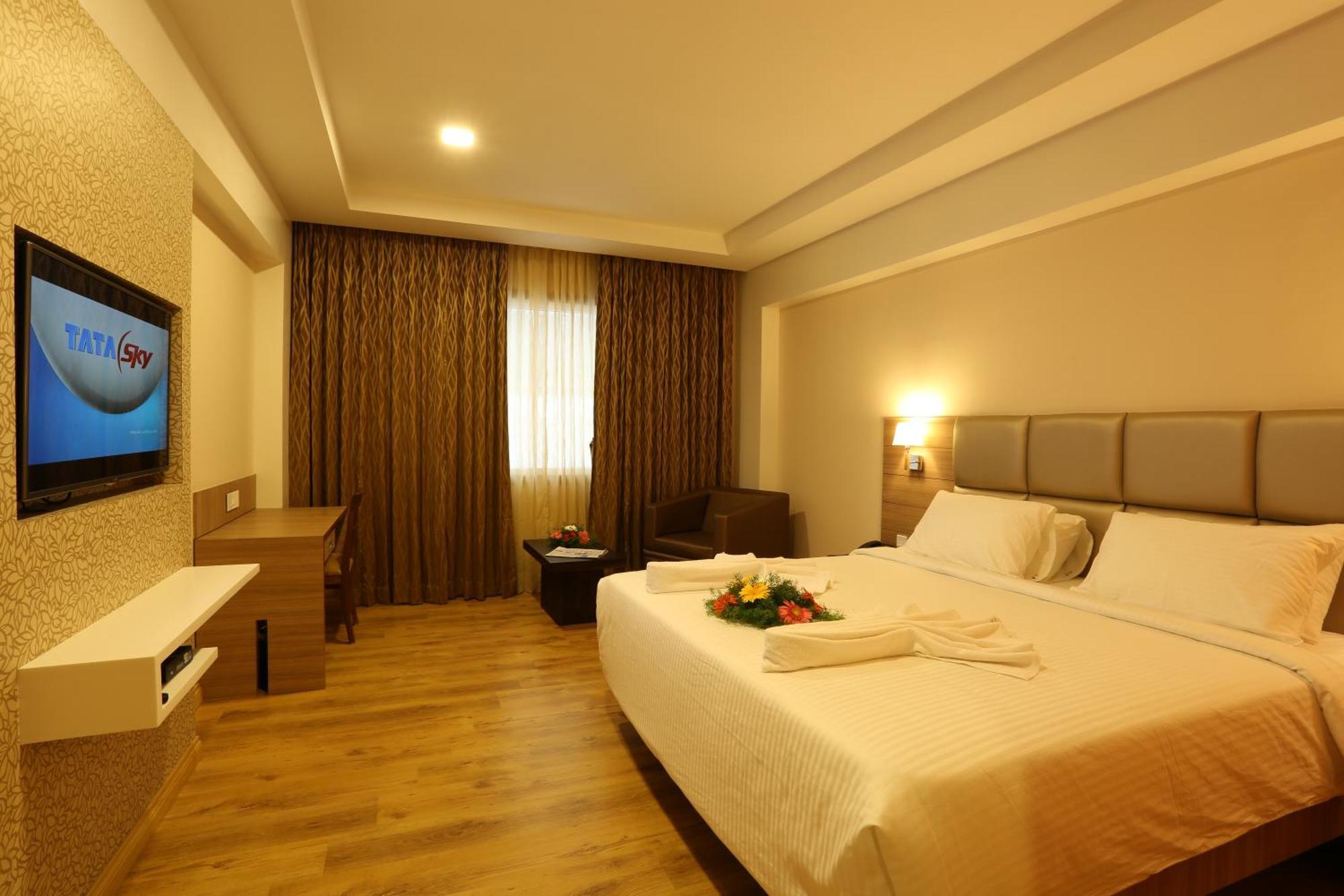 Fressotel Seetharam Coimbatore Extérieur photo