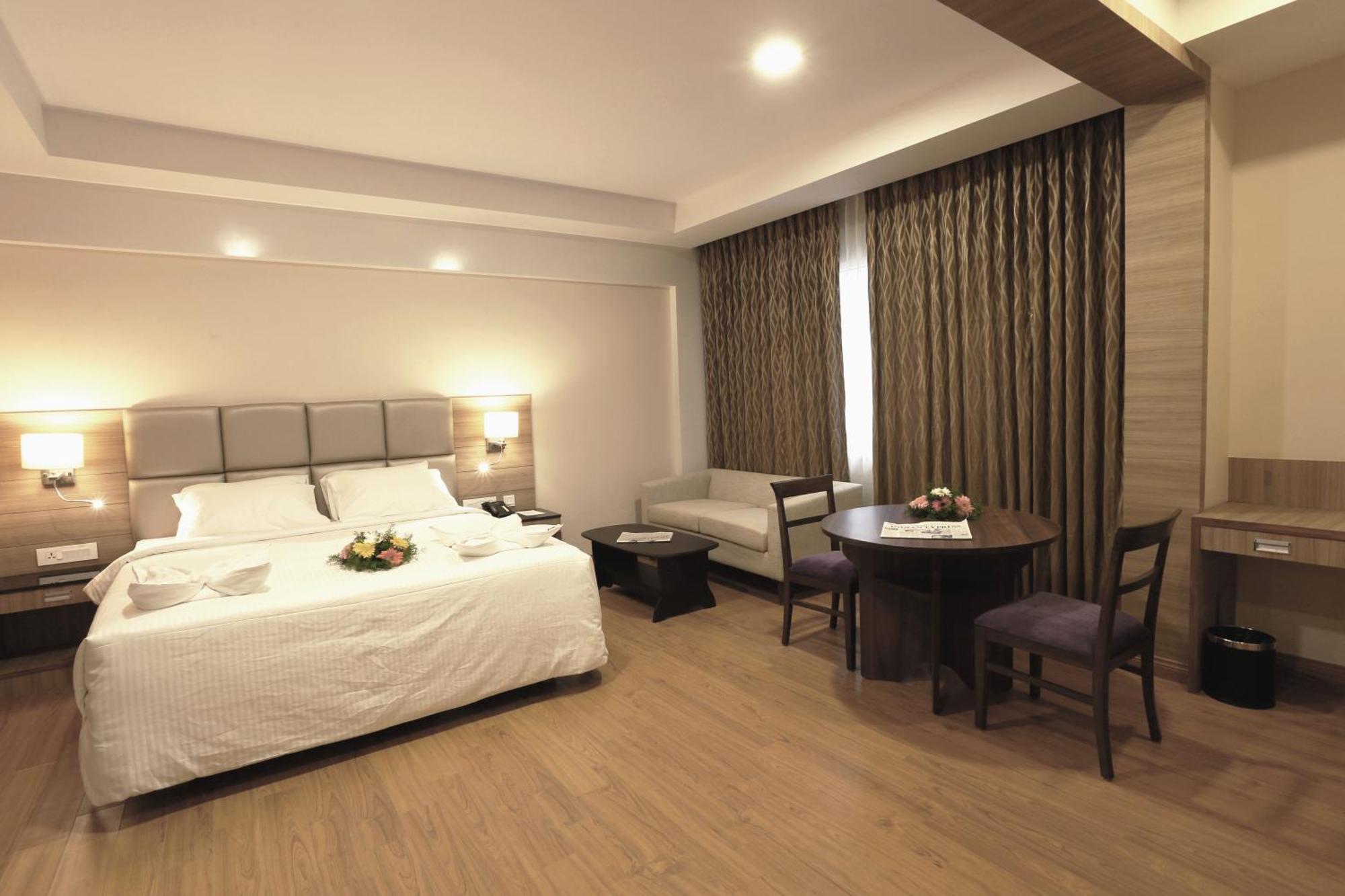 Fressotel Seetharam Coimbatore Extérieur photo