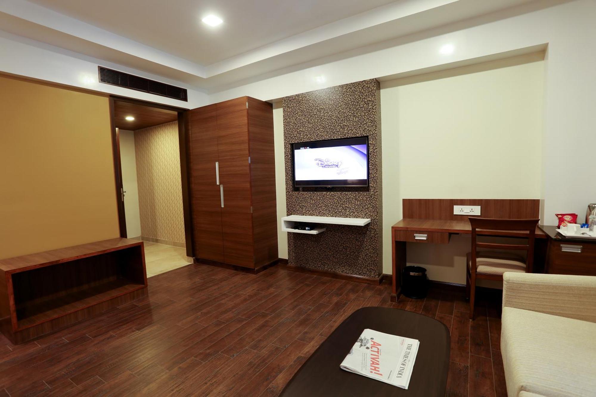 Fressotel Seetharam Coimbatore Extérieur photo