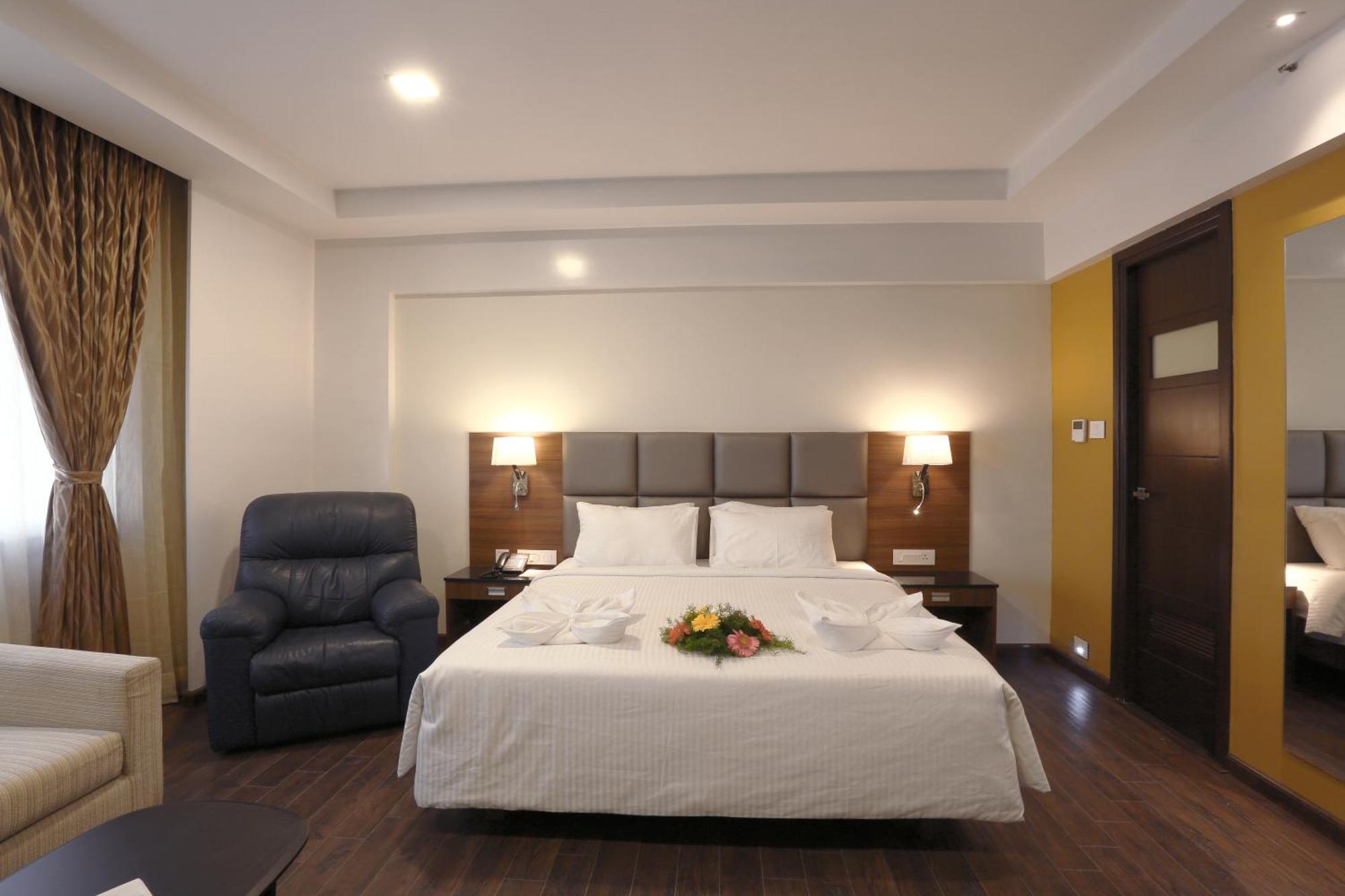 Fressotel Seetharam Coimbatore Extérieur photo